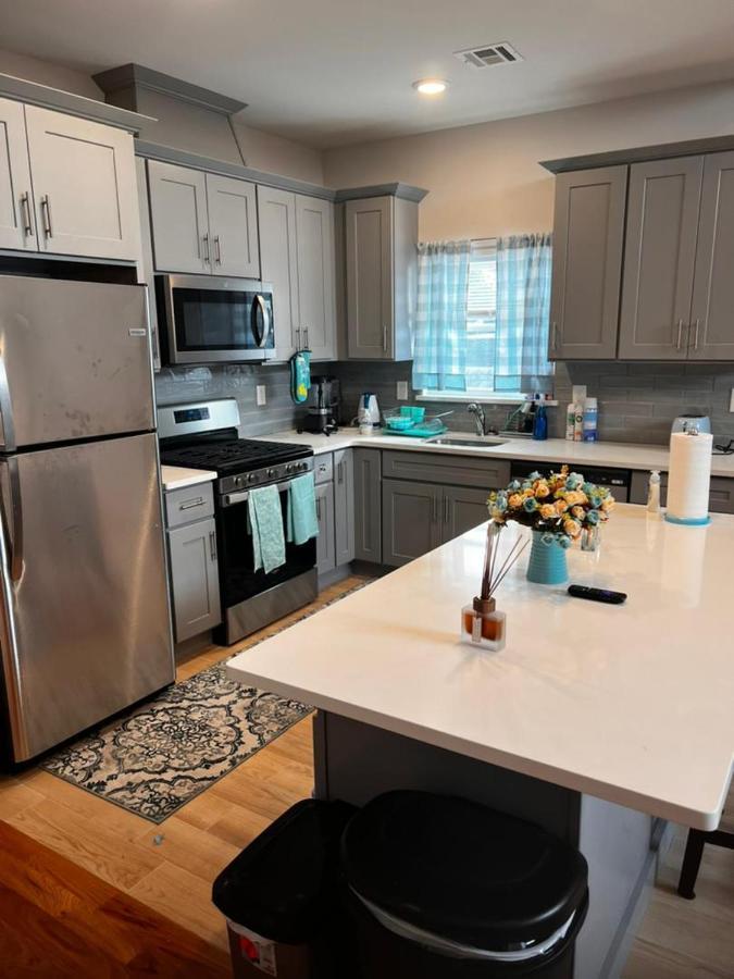 ניוארק Springview Homes 12Mins From Ewr & 3 Mins From University Hospital מראה חיצוני תמונה